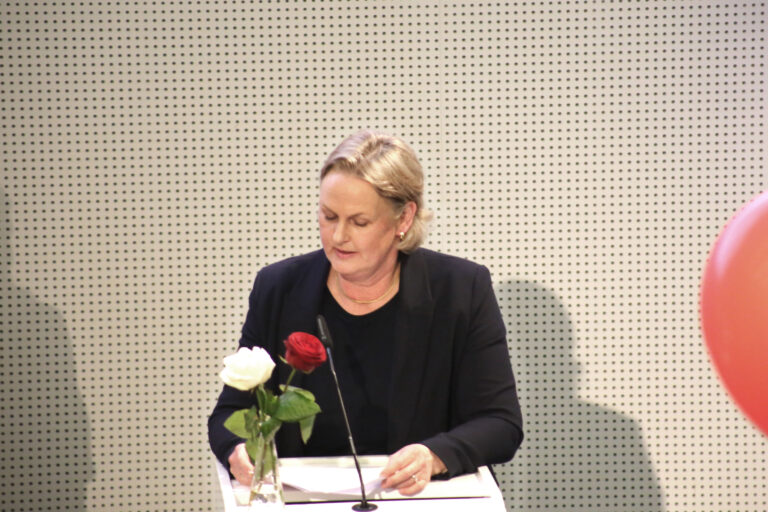 Prorektorin Prof. Dr. Katrin Hassenstein